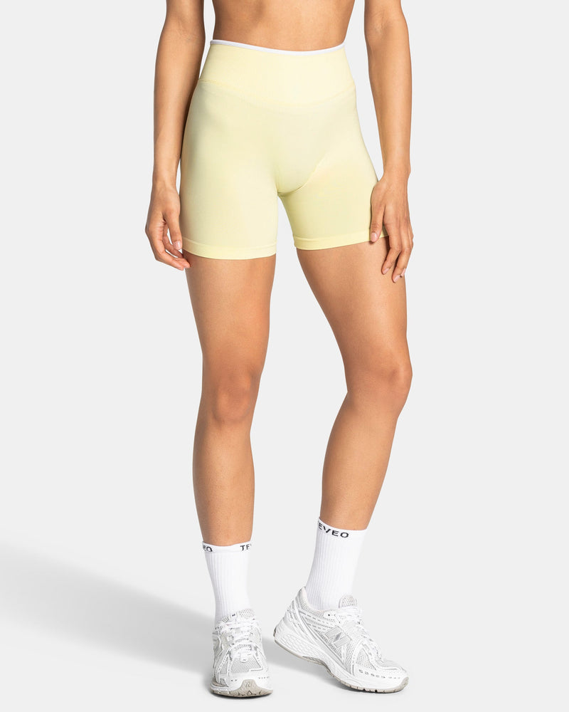 Short Sculpt Scrunch Contrastline « Butter Yellow »