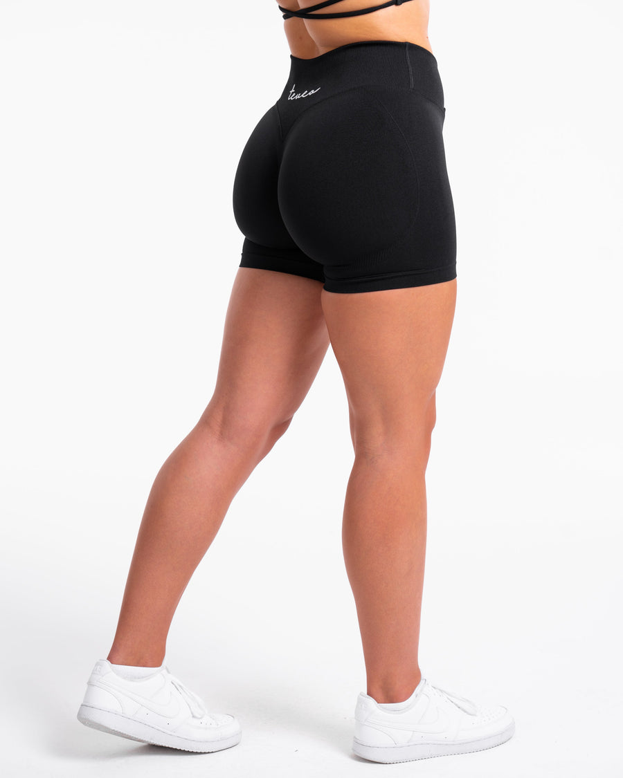 Short Covert Scrunch V-Shape Fearless « noir »