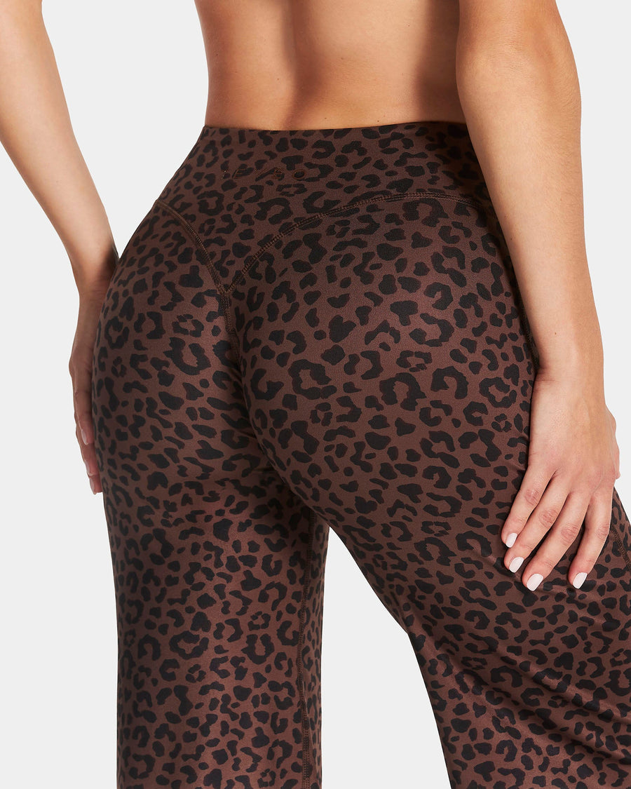 Pantalon à jambe droite standard Allrounder « Léopard Walnut »