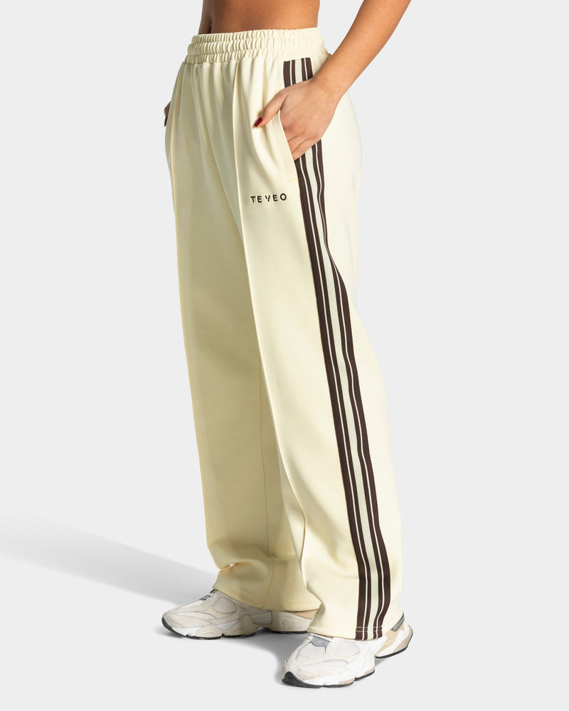 Pantalon de jogging Straight Leg Club « Butter Yellow »