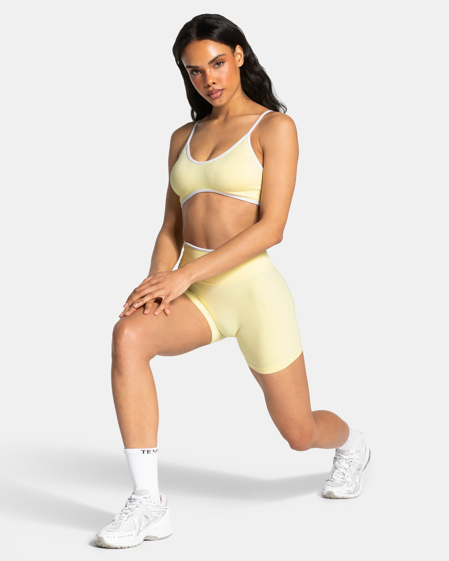 Short Sculpt Scrunch Contrastline « Butter Yellow »