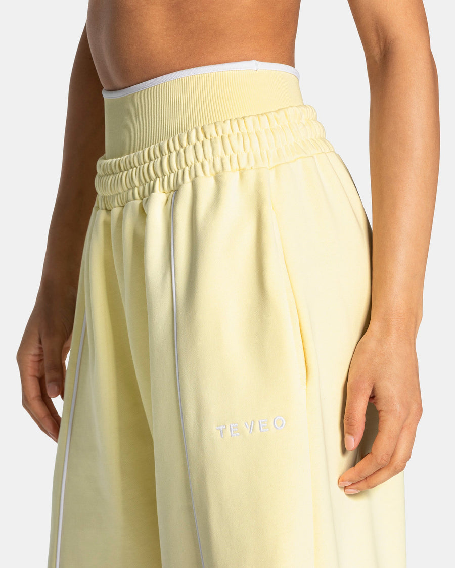 Pantalon de jogging Contrastline Wide Leg « Butter Yellow »