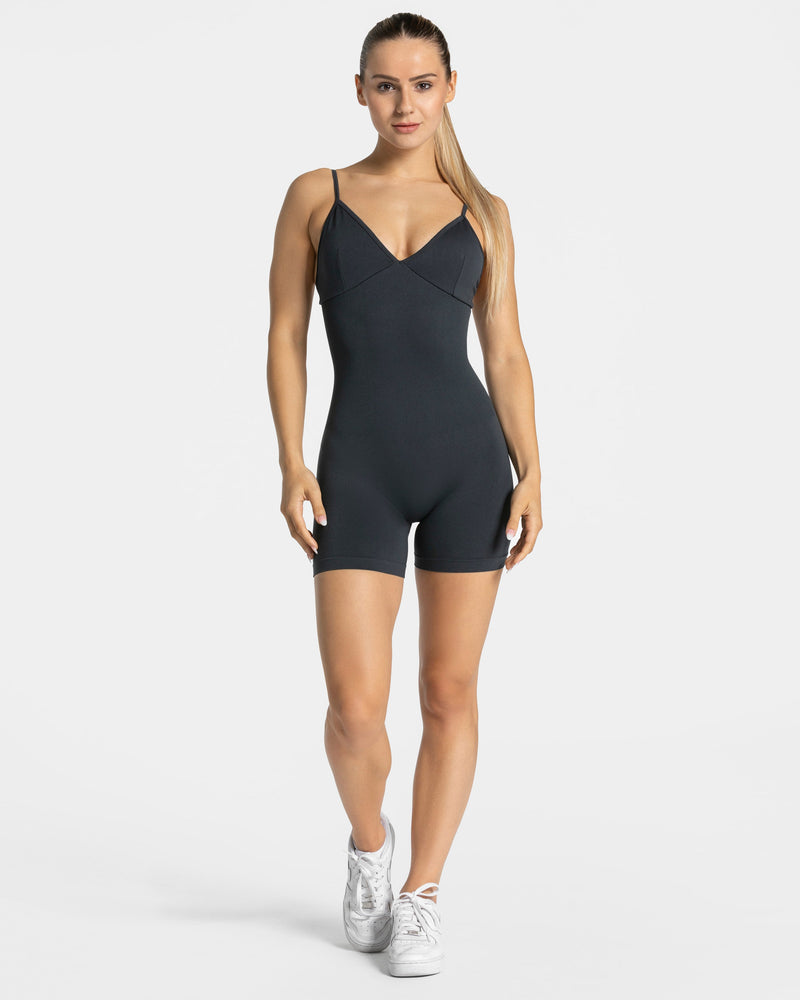 Combi-short dos en V Covert scrunch Essence « Ebony »