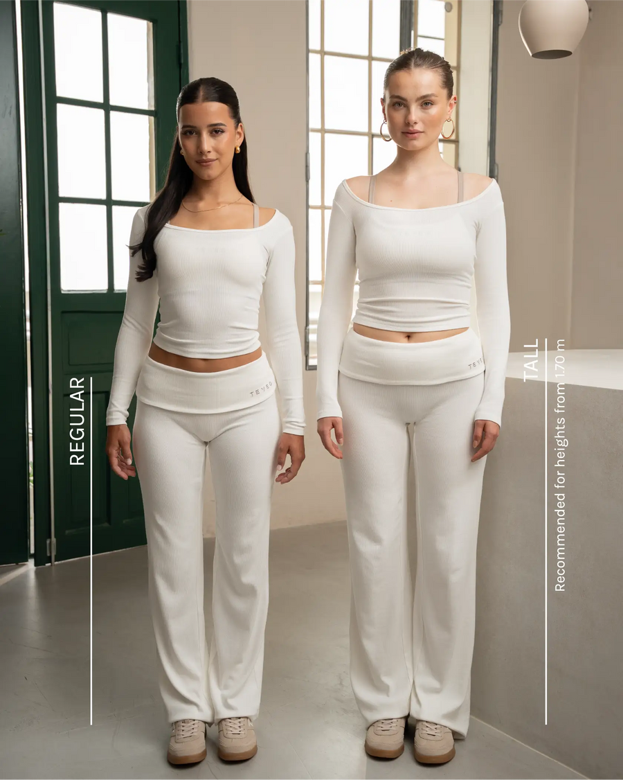 Pantalon côtelé à jambe droite longue Soft Foldover « Cappuccino »
