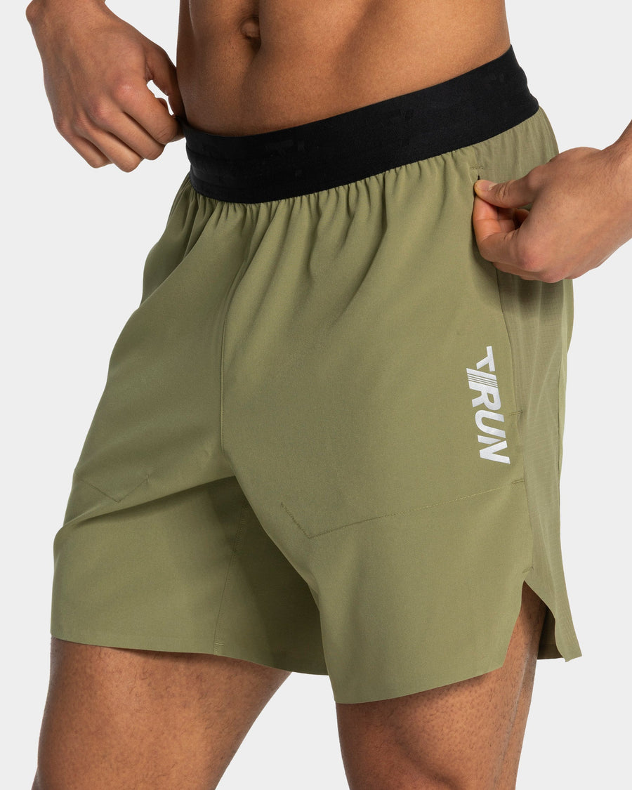 Short 7 pouces RUN « Olive »