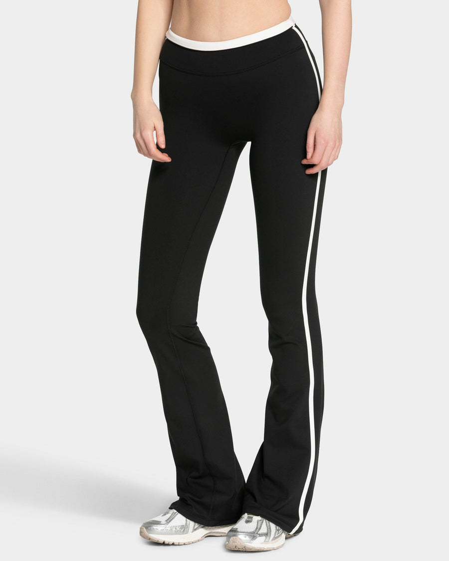 Legging évasé à coupe longue Soft « Noir »