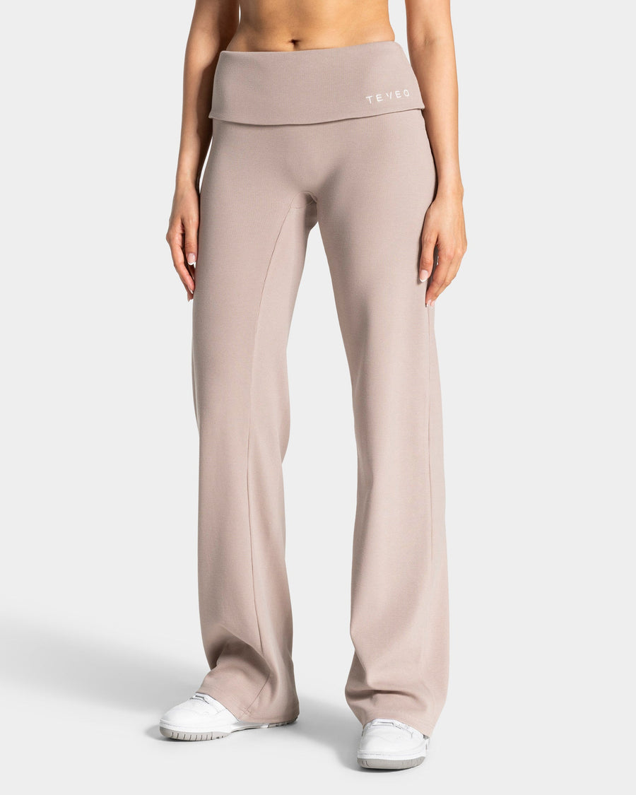 Pantalon côtelé à jambe droite longue Soft Foldover « Cappuccino »