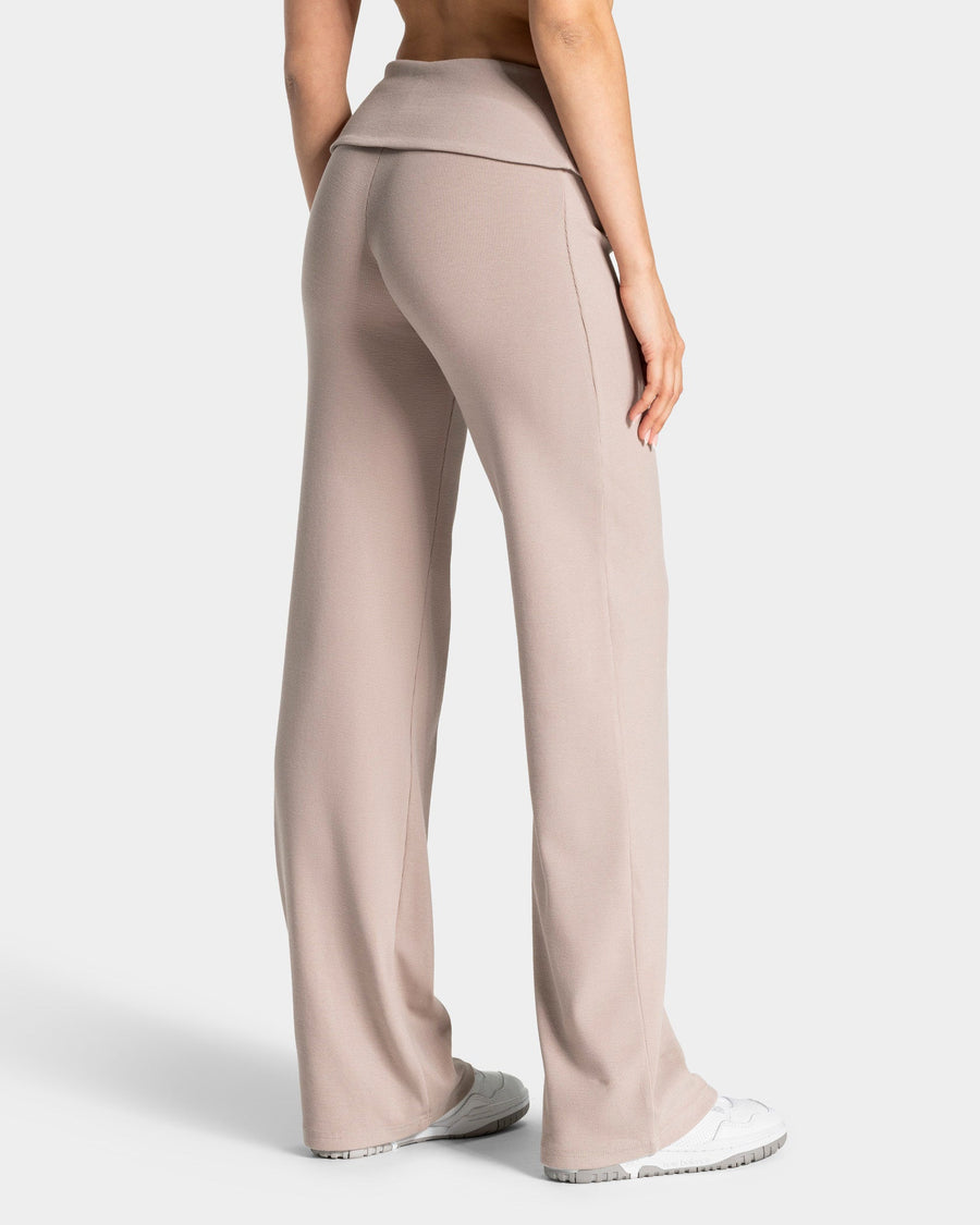 Pantalon côtelé à jambe droite standard Soft Foldover « Cappuccino »