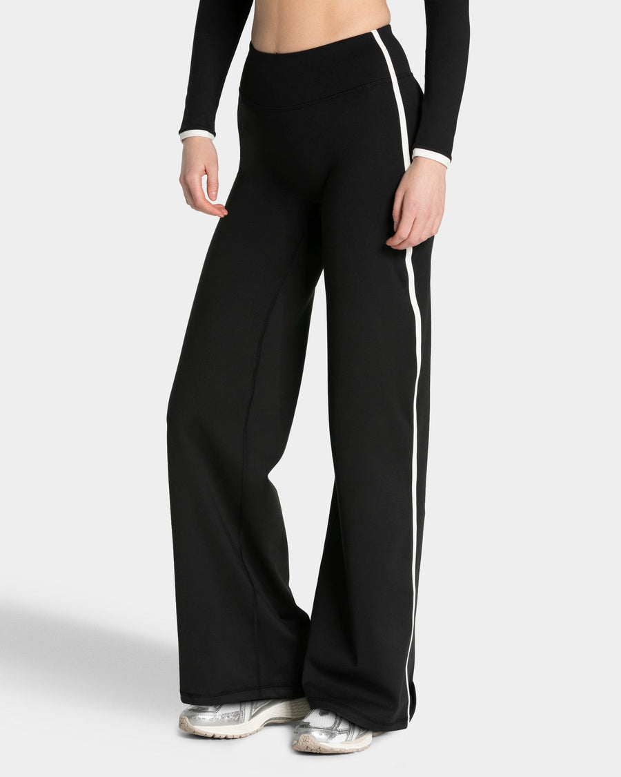 Pantalon à jambe droite et coupe longue Soft « Noir »