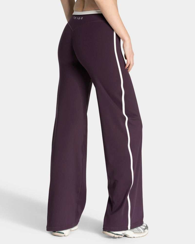 Pantalon Soft Straight Leg Regular "Blackberry"