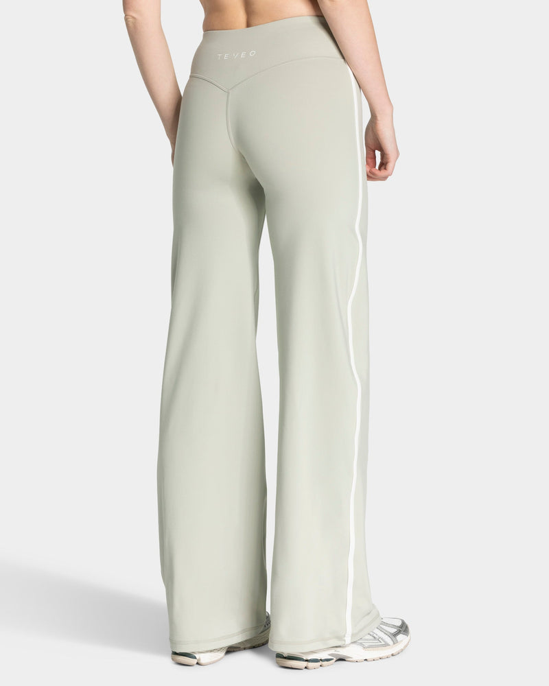 Pantalon à jambe droite standard Soft « Pistache »