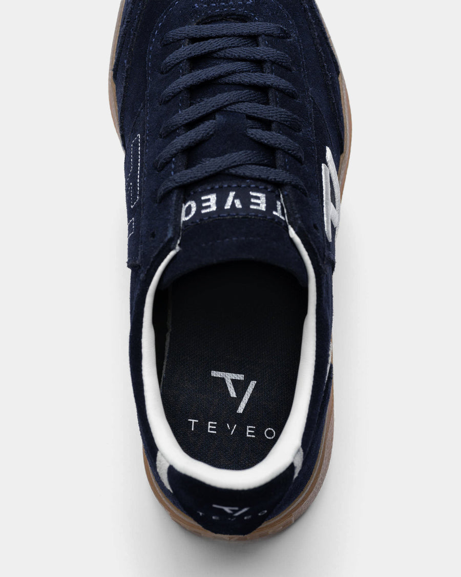 Baskets Classic Femme « Midnight/blanc cassé »