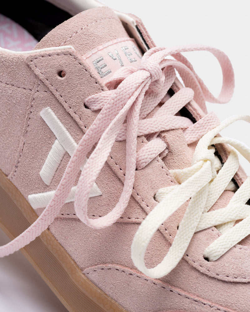 Baskets Classic Femme « rose/blanc cassé »