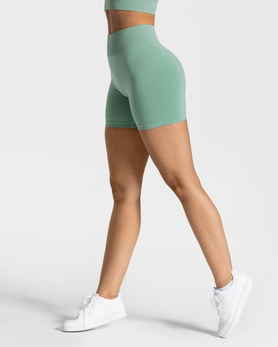 Short Timeless Scrunch « vert sauge »